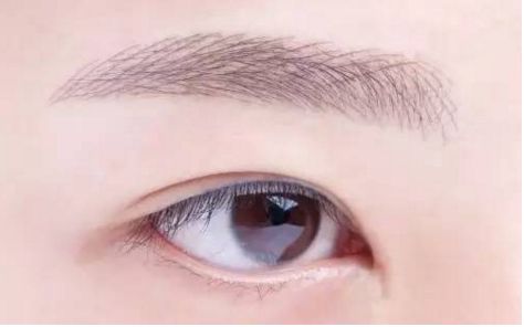 廣州利美康醫(yī)療美容門診部的醫(yī)生是專業(yè)且備受推崇的嗎？