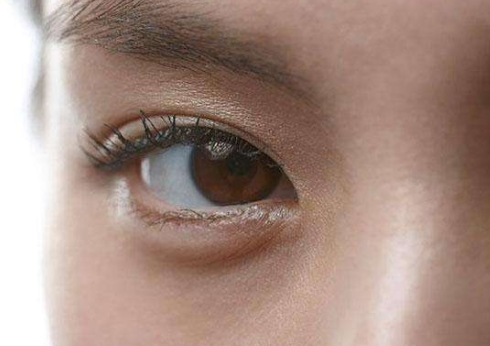 2023昆明E光去除抬頭紋口碑排名前十強醫(yī)生(孫欣、杜海寬、張景波憑高口碑入選)