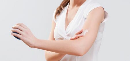 哪位醫(yī)生在成都進行胸部整形效果好？劉中國、李烈、白振華等醫(yī)師評比結果，快速收藏供參考！