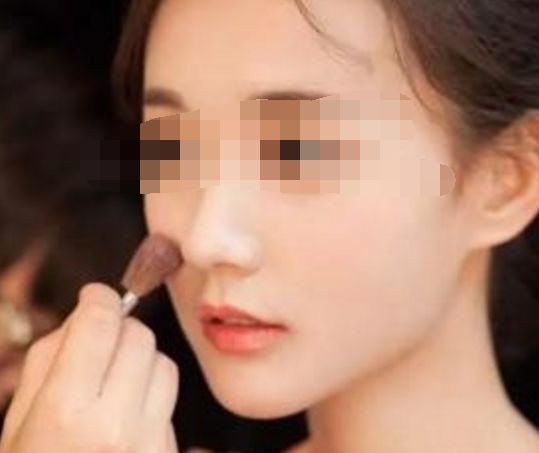 女子臀部整形好風(fēng)險！整形手術(shù)遭不法醫(yī)生用水泥灌注