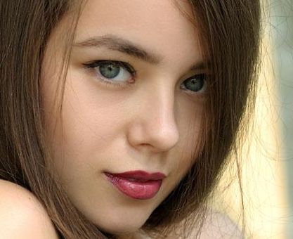俄羅斯模特Valeria Lukyanova整容后的身材曝光，太驚艷了！
