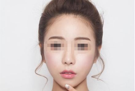 揭秘！北京受歡迎的雙眼皮手術(shù)醫(yī)生身份公開！