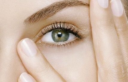 眼皮松垂，還是眼瞼下垂？別搞錯區(qū)別，打造完美眼神！