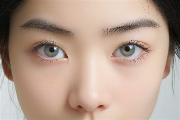 青島隆胸醫(yī)院推薦：口碑技術(shù)兼具，打造自信曲線
