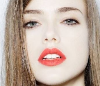 看看這位醫(yī)生案例，幫你輕松擁有美麗雙眼皮！