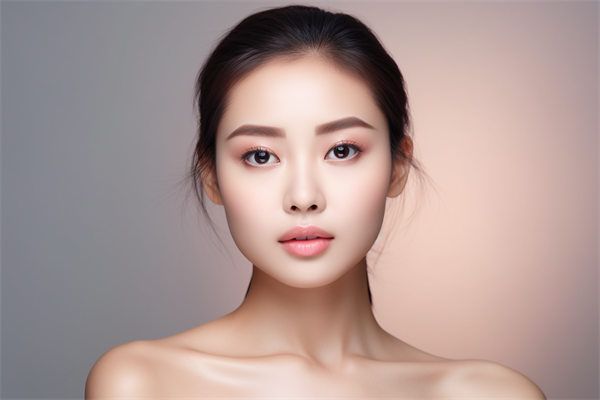 果酸煥膚全攻略：價(jià)格、適合人群、注意事項(xiàng)詳解