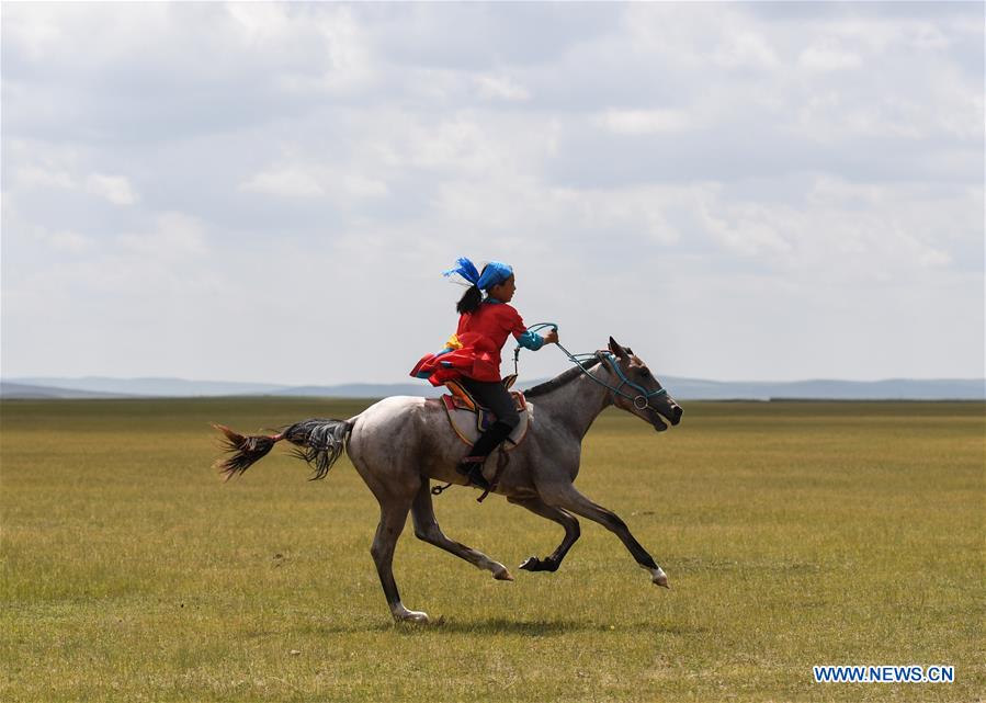 XINHUA PHOTOS OF THE DAY