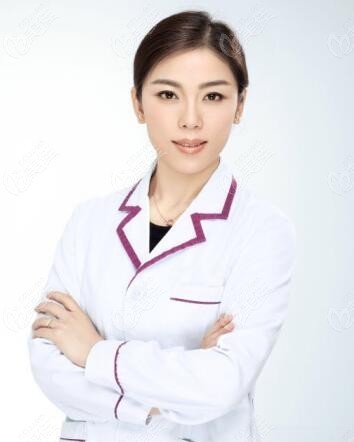 李艷霞