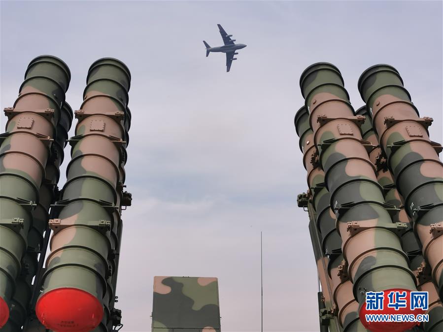 （圖文互動(dòng)）（1）空軍航空開放活動(dòng)&ldquo;第一現(xiàn)場(chǎng)&rdquo;透射強(qiáng)國(guó)興軍新航跡