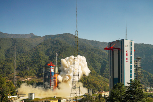 追夢航天向天行&mdash;&mdash;西昌衛(wèi)星發(fā)射中心航天報國50年全景掃描