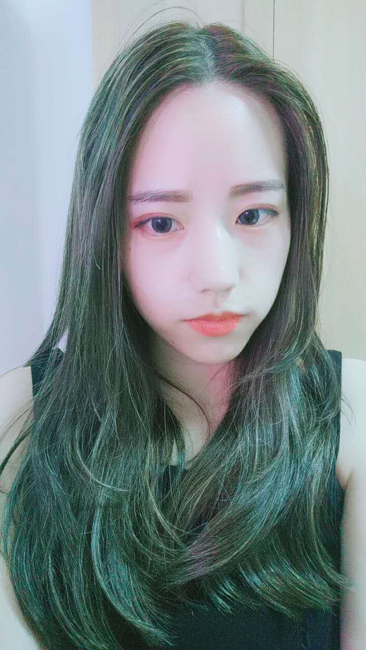 手術后23天。做了鼻子，換發(fā)型