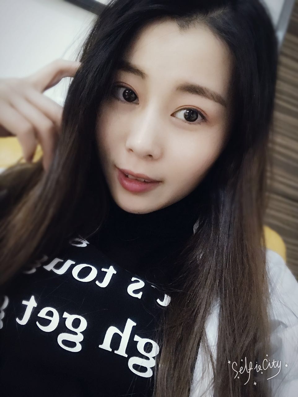 桂林新華醫(yī)療美容醫(yī)生李新華做雙眼皮手術(shù)怎么樣？李新華雙眼皮手術(shù)案例