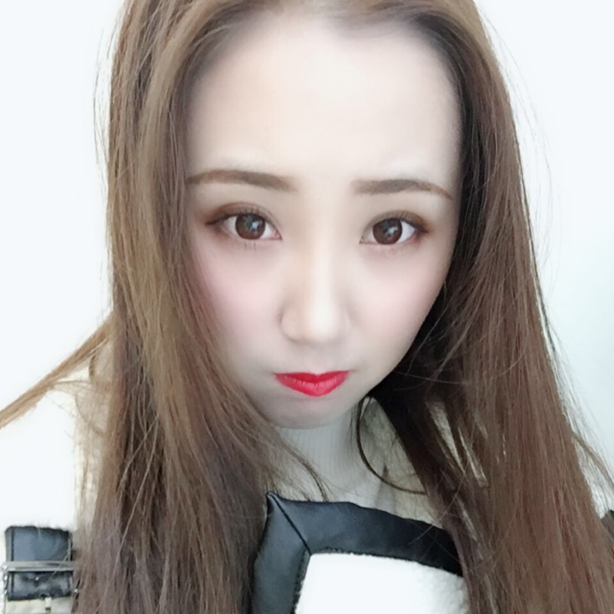 貴陽藝齡醫(yī)療美容門診部醫(yī)生李章做隆鼻手術怎么樣？附案例效果對比圖