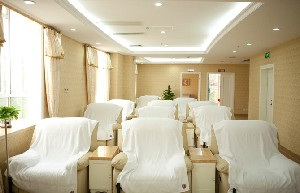 廣州伊麗莎白醫(yī)學(xué)美容門診部做腰腹吸脂怎么樣？