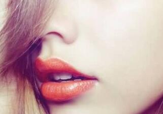 巴中時光醫(yī)學美容門診部做玻尿酸豐唇效果怎么樣？附李紅強豐唇案例