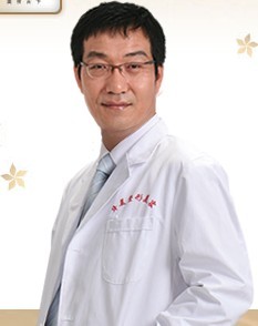 廣州華美醫(yī)療美容醫(yī)院黃承國(guó)醫(yī)生