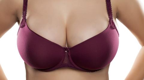 乳房下垂矯正術(shù)后多久能恢復(fù)？