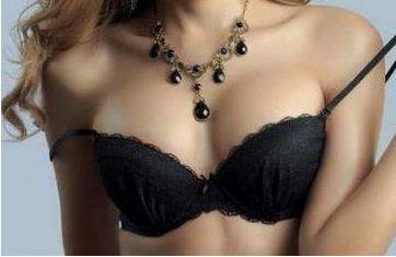 乳房縮小的手術(shù)費(fèi)一般要多少錢？