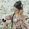 吳悅?cè)?/></div>
                            <div>吳悅?cè)?/div>
                            <div style=