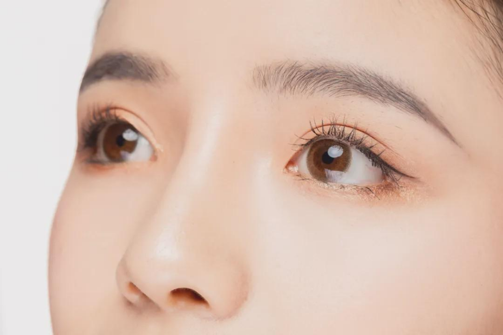 鼻部整形手術(shù)費(fèi)用是多少？大概多久能消腫？