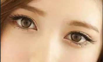 開(kāi)眼角疼不疼？開(kāi)眼角有風(fēng)險(xiǎn)嗎？