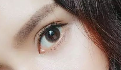 開眼角手術有什么優(yōu)點？開眼角手術有危害嗎？