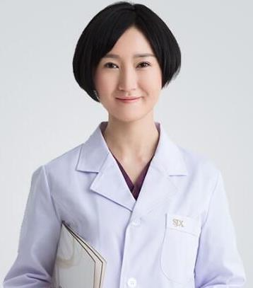 李青
