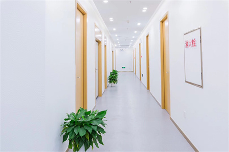 通遼烏宇新醫(yī)療美容門(mén)診部