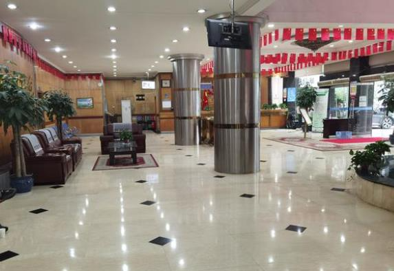 長沙鴻業(yè)皮膚病?？漆t(yī)院_大廳 