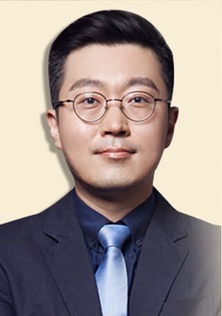 金東勛.jpg