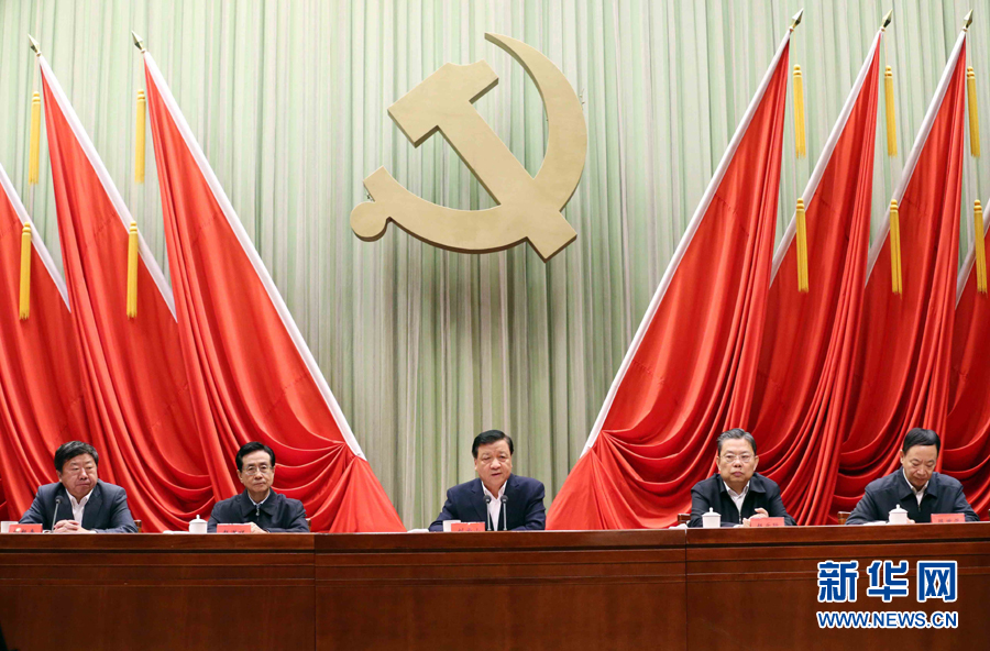 11月14日，中共中央黨校在北京舉行2016年秋季學(xué)期第二批入學(xué)學(xué)員開(kāi)學(xué)典禮。中共中央政治局常委、中央黨校校長(zhǎng)劉云山出席并講話。新華社記者 劉衛(wèi)兵 攝