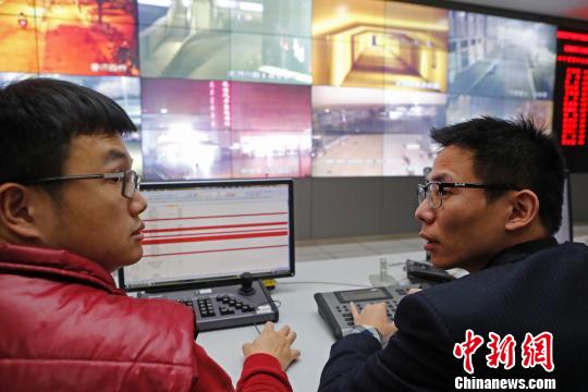 寒潮來襲上海加大對流浪、乞討等人員救助力度