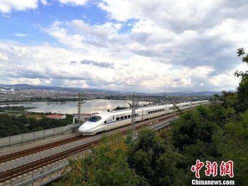 2018春運(yùn)明日啟幕 多地出招全方位保障&ldquo;回家路&rdquo;
