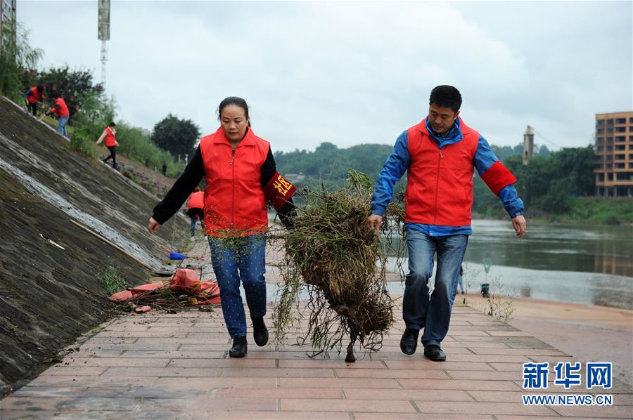 （在習(xí)近平新時代中國特色社會主義思想指引下&middot;慶祝改革開放40周年&middot;綠色發(fā)展&middot;圖文互動）（3）治水&middot;護水&middot;興水&mdash;&mdash;綠色發(fā)展之&ldquo;水&rdquo;的故事
