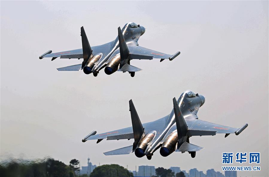（新華全媒頭條&middot;圖文互動）（5）戰(zhàn)鷹，為祖國奮飛&mdash;&mdash;記空軍航空兵某旅旅長、特級飛行員郝井文