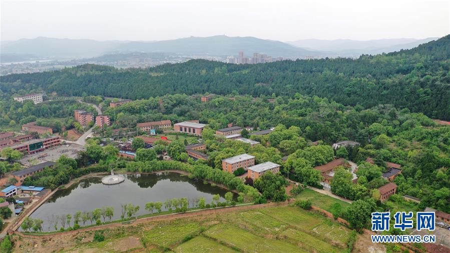 （壯麗70年&middot;奮斗新時(shí)代&middot;圖文互動(dòng)）（6）歷史的天空將永遠(yuǎn)鐫刻他們的名字&mdash;&mdash;探訪中國&ldquo;兩彈城&rdquo;