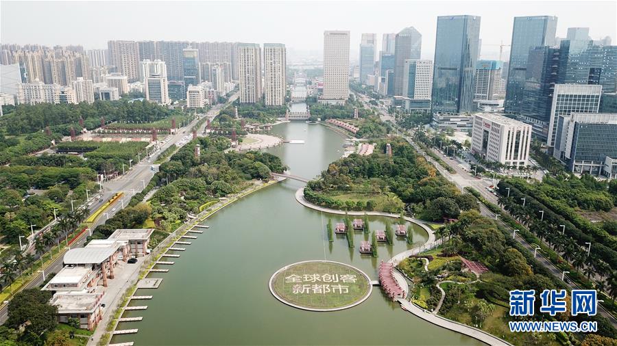 （在習(xí)近平新時(shí)代中國(guó)特色社會(huì)主義思想指引下&mdash;&mdash;新時(shí)代新作為新篇章&middot;圖文互動(dòng)）（1）濕地就在城中央&mdash;&mdash;珠三角重塑人與自然和諧共生圖景