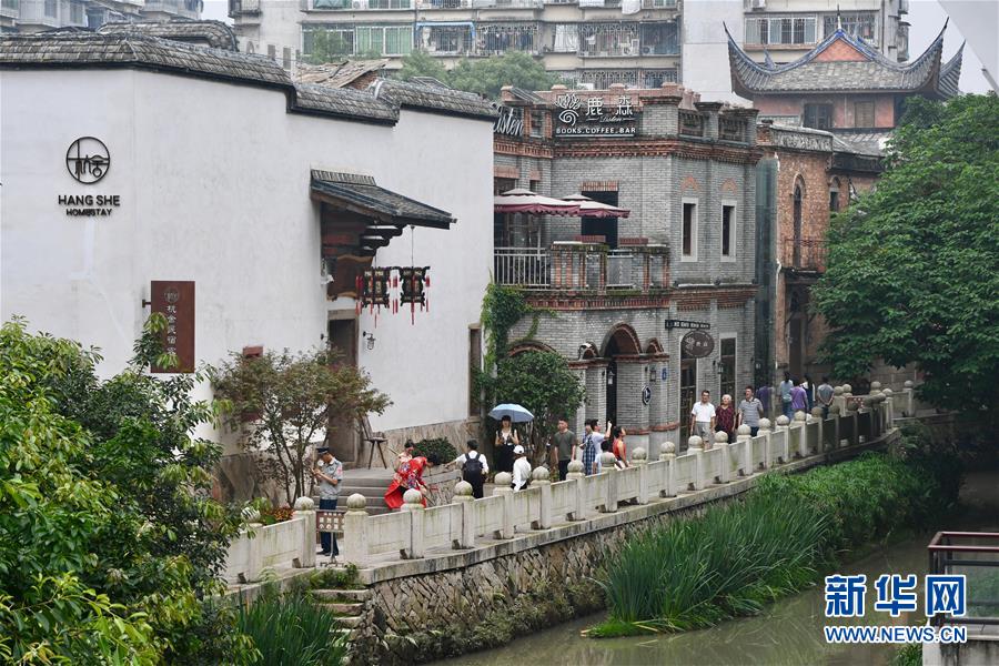 （新華全媒頭條&middot;圖文互動(dòng)）（2）文明之光照亮復(fù)興之路&mdash;&mdash;以習(xí)近平同志為核心的黨中央關(guān)心文化和自然遺產(chǎn)保護(hù)工作紀(jì)實(shí)