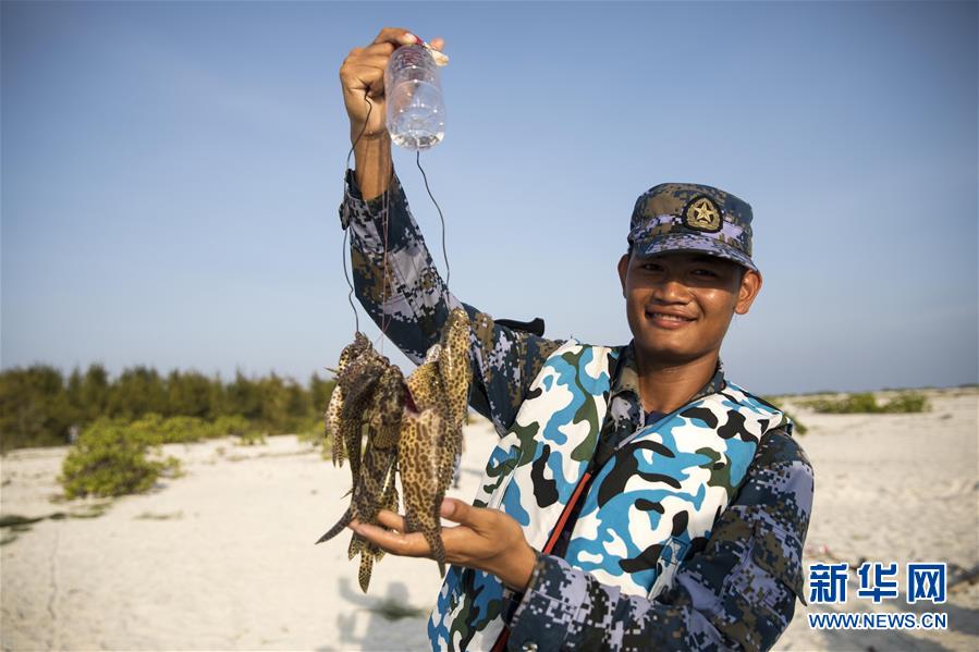（壯麗70年&middot;奮斗新時(shí)代&middot;新華全媒頭條&middot;圖文互動(dòng)）（11）&ldquo;你在我的航程上，我在你的視線里&rdquo;&mdash;&mdash;走進(jìn)海軍西沙中建島官兵的五彩世界