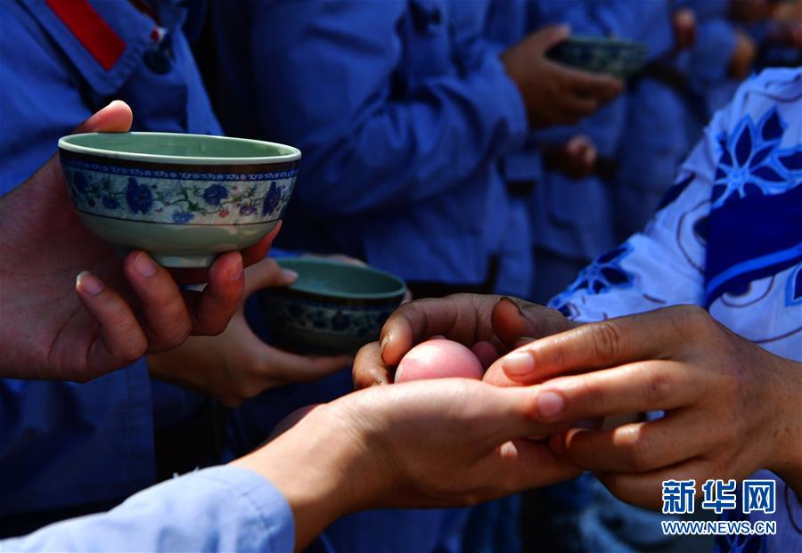 （新華全媒頭條&middot;不忘初心、牢記使命&mdash;&mdash;記者再走長(zhǎng)征路&middot;圖文互動(dòng)）（4）風(fēng)展紅旗如畫&mdash;&mdash;來(lái)自長(zhǎng)征出發(fā)地長(zhǎng)汀、寧化的紅色信仰報(bào)告 