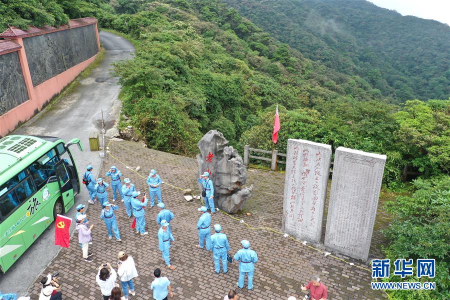 （壯麗70年&middot;奮斗新時(shí)代&mdash;&mdash;記者再走長征路&middot;圖文互動(dòng)）（3）沒有紅軍逾越不了的山河