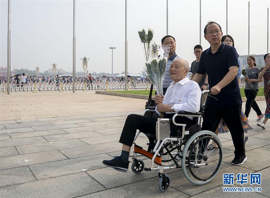 （壯麗70年&middot;奮斗新時(shí)代&mdash;&mdash;共和國榮光）（2）張富清：緊跟黨走，做黨的好戰(zhàn)士