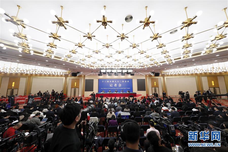 （兩會）（5）財政部部長劉昆等就&ldquo;財稅改革和財政工作&rdquo;答記者問