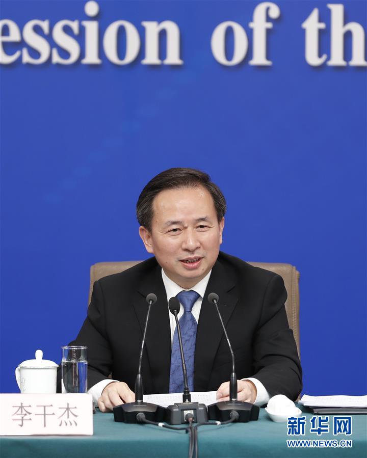（兩會(huì)&middot;XHDW）（6）生態(tài)環(huán)境部部長李干杰就&ldquo;打好污染防治攻堅(jiān)戰(zhàn)&rdquo;答記者問