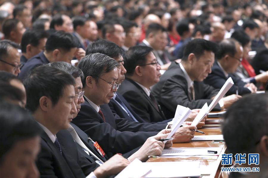 （兩會&middot;XHDW）（17）十三屆全國人大二次會議在北京閉幕