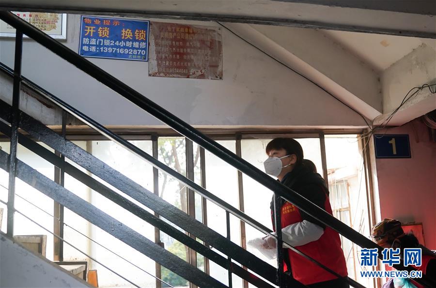 （新華全媒頭條）（4）非常&ldquo;10+1&rdquo;&mdash;&mdash;武漢春節(jié)假期延長(zhǎng)第一天掃描