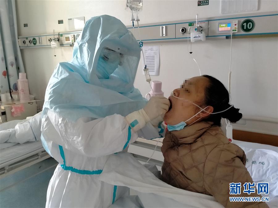 （一線(xiàn)抗疫群英譜&middot;圖文互動(dòng)）（3）青年醫(yī)生羅花南：才下高原又戰(zhàn)武漢 哪里需要在哪里