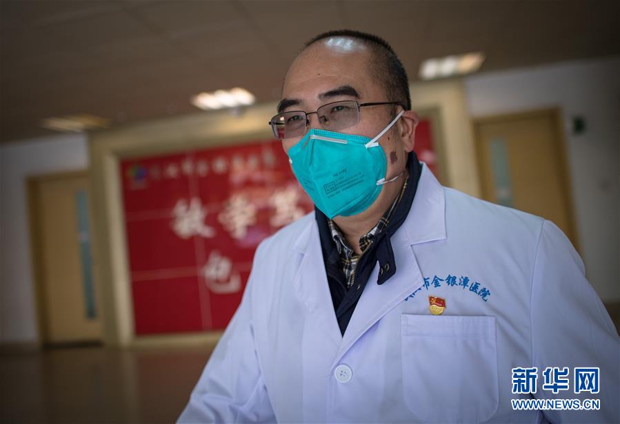 （新華全媒頭條&middot;習(xí)近平致敬的戰(zhàn)&ldquo;疫&rdquo;英雄&middot;武漢人民篇&middot;圖文互動）（5）壯哉，大武漢&mdash;&mdash;獻(xiàn)給英雄的武漢人民