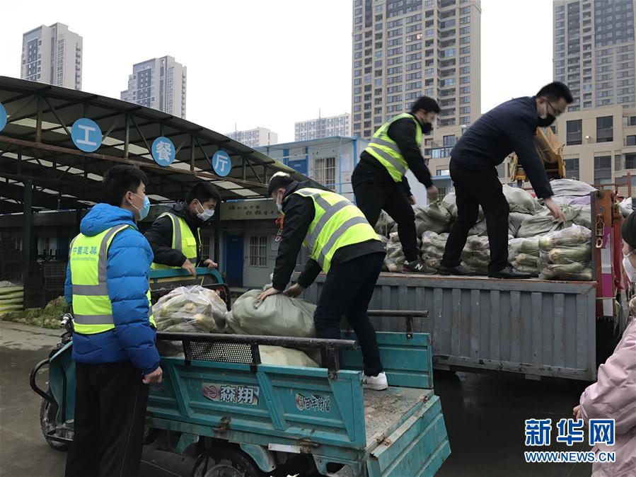 （一線抗疫群英譜&middot;圖文互動）（2）&ldquo;面對疫情，我們能做點啥？&rdquo;&mdash;&mdash;&ldquo;蘿卜哥&rdquo;朱海洋的擔(dān)當(dāng)