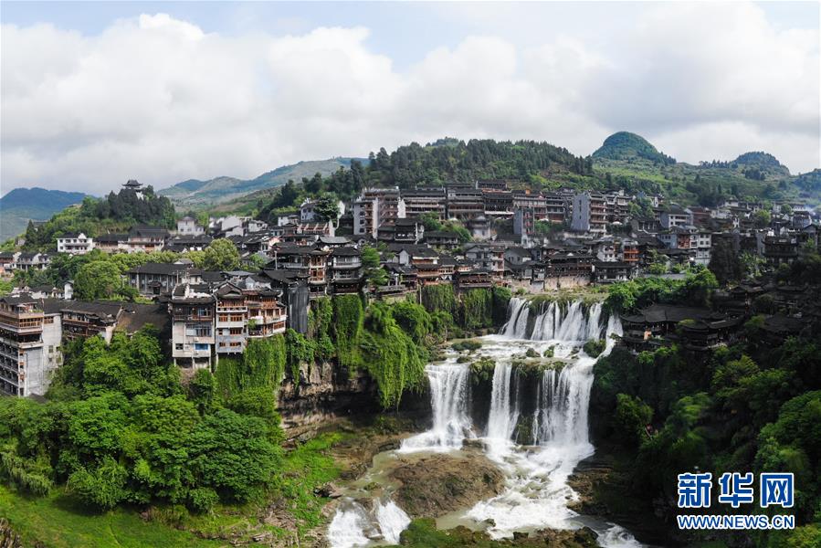 （圖文互動）（1）美了鄉(xiāng)村 富了山民&mdash;&mdash;湖南崛起一批文旅特色小鎮(zhèn)